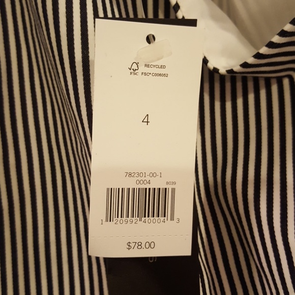 Sleeveless blowse - Picture 2 of 2